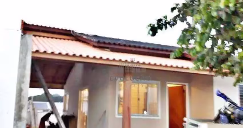 Casa com 2 quartos à venda na Rua Sanhaçu, Forquilhas, São José