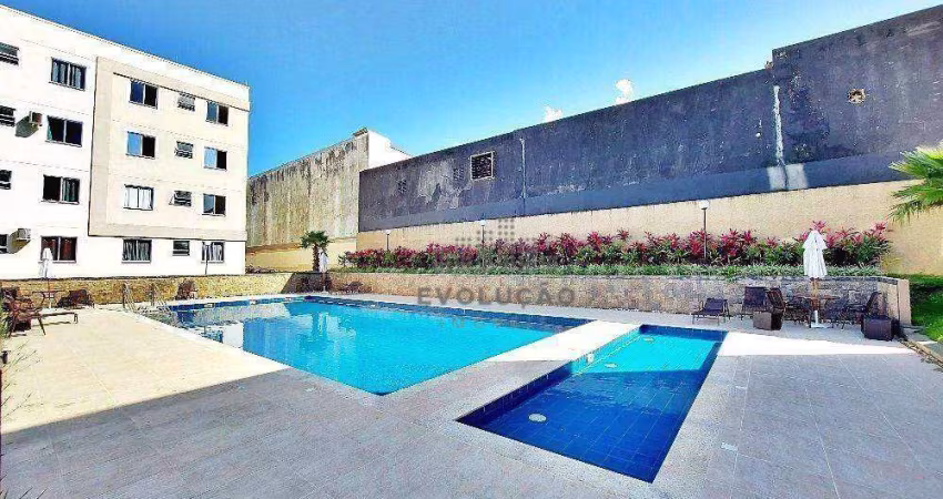 Apartamento com 2 dormitórios à venda, 47 m² por R$ 270.000,00 - Serraria - São José/SC
