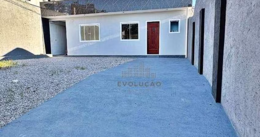CASA 4 Quartos, 4 Vagas, Ampo Terreno - São Sebastião