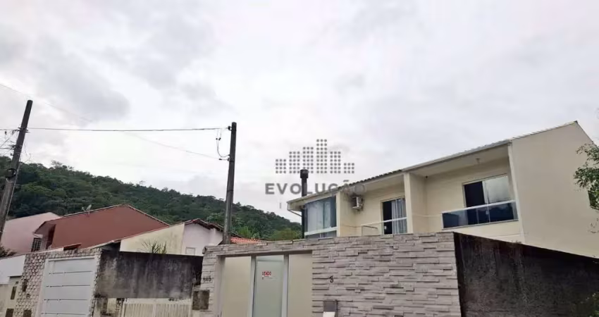 Excelente sobrado 2 pavimentos 02 dorms  - potecas são josé sc