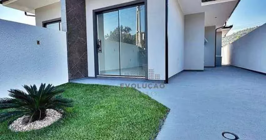 CASA 2 Quartos, 1 Suíte, 2 Vagas - Forquilhas