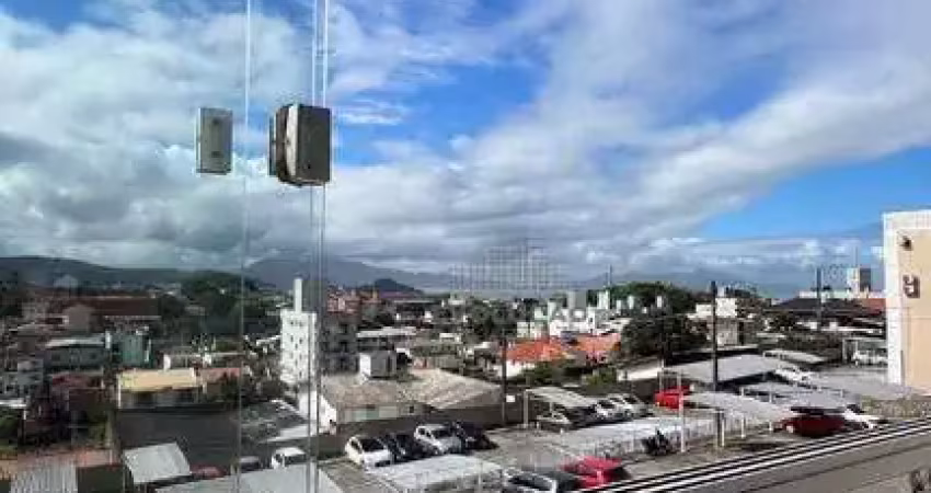 Ótimo apto mobiliado 3 dorms, sacada com churrasqueira em serraria são josé sc
