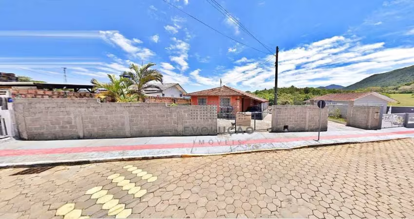 Casa 2 quartos, 1 vaga, 740m² terreno - areias do meio