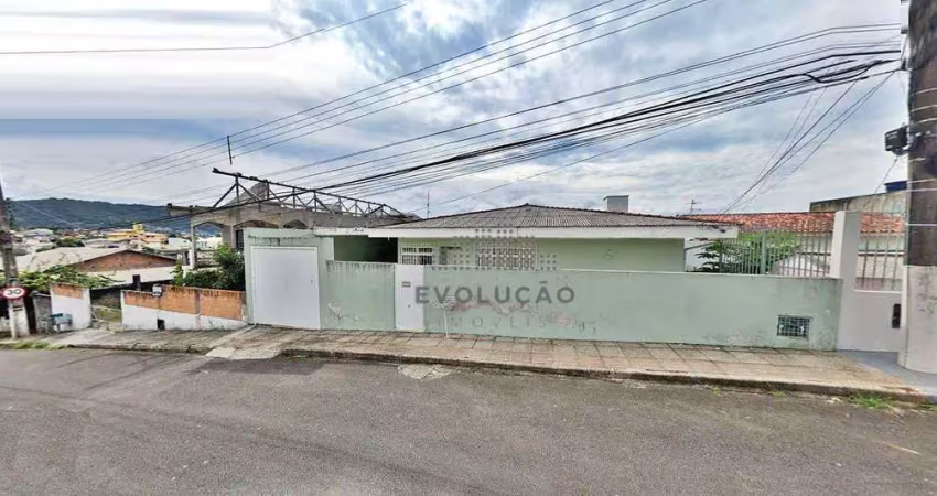 Casa com 3 quartos à venda na Rua Belo Horizonte, Serraria, São José