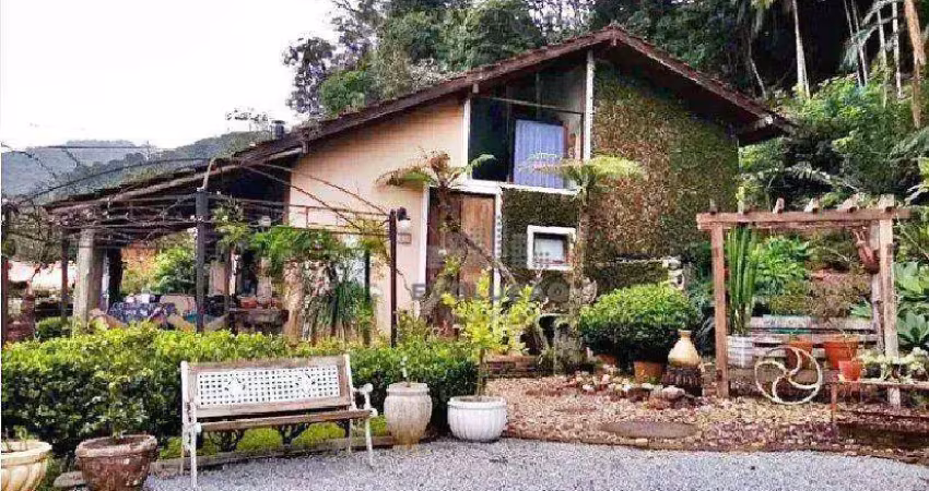Casa com 2 quartos à venda no Centro, Águas Mornas 