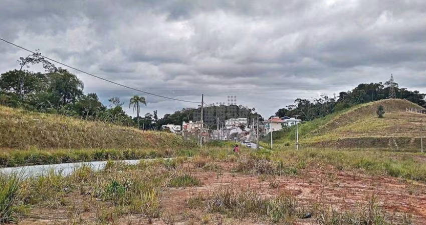 Terreno 360m², Bairro Nova São José
