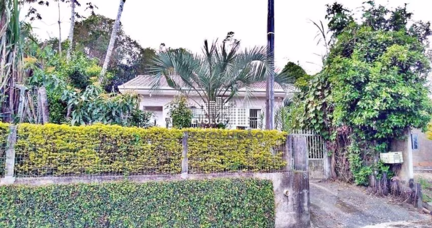 Casa com Terreno - Areias de Baixo - Governador Celso Ramos