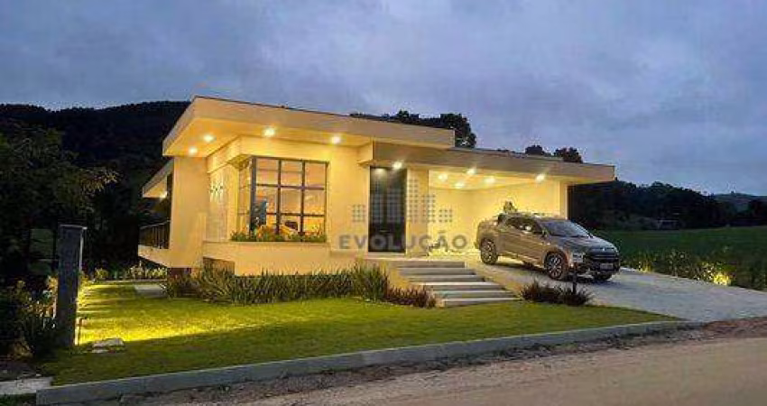 Linda Casa no Charmoso e Cobiçado Condomínio Costa da Serra - Rancho Queimado. SC