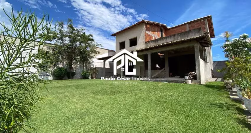 Espetacular casa à venda em araruama-rj, bairro pontinha: 4 quartos, 4 suítes, 1 vaga de garagem, 300m²!