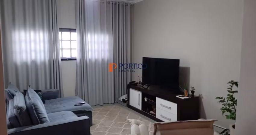 Casa Térrea - 3 Dormitórios (1 Suíte) - Pq. Cidade - Campinas