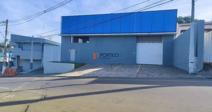 Galpão comercial com 440m² para locação região central de paulínia/sp.