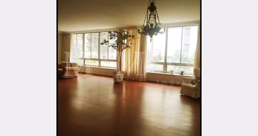 Apartamento Sta. Cecília com 1 suíte e 2 quartos .