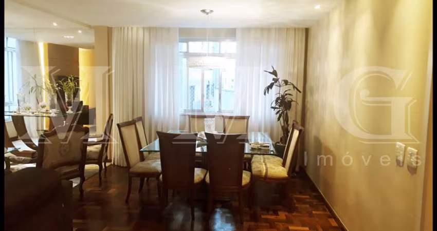 Apartamento à venda com 184m² uteis, 3 dormes. Sendo 1 suíte, 2 garagem.