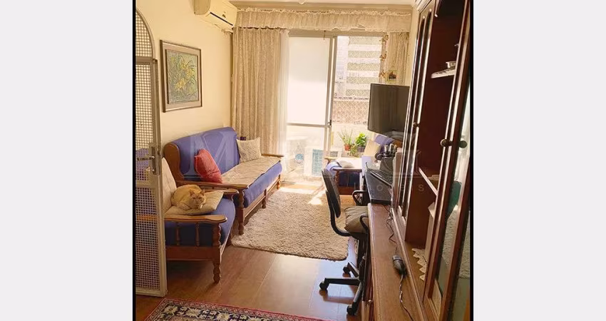 Studio de 47m² com 1 vaga e varanda no Itaim próximo ao Pq. do Ibirapuera