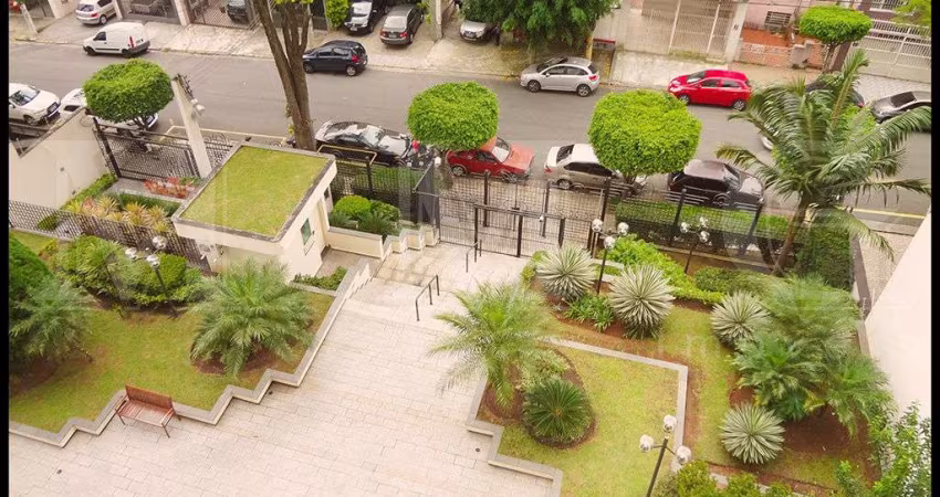 Lindo Apartamento de 210 m² 3 Dormitórios 3 Suite 4 Vagas em Moema