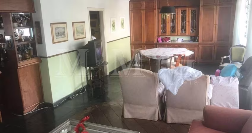Apartamento 240 m2 ,# dormitórios ,1 suíte, 2 vagas de garagem, próximo da av paulista