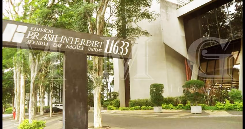 Incrível  conjunto comercial localizado na Av. Nações Unidas