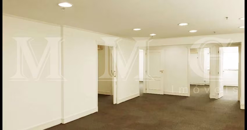 Belo conjunto comercial localizado no Jardim Paulista
