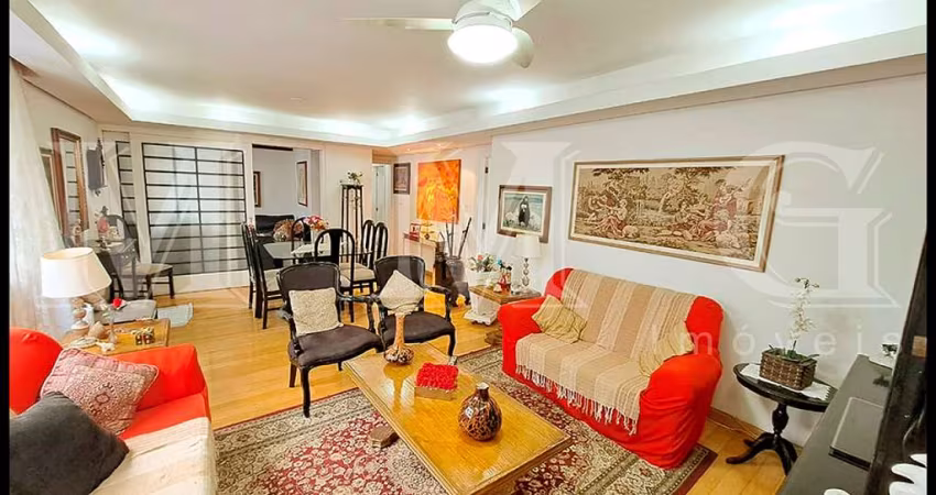 Apartamento com 3 dorms, suíte, 3 vagas de garagem no coração da Vila Mariana