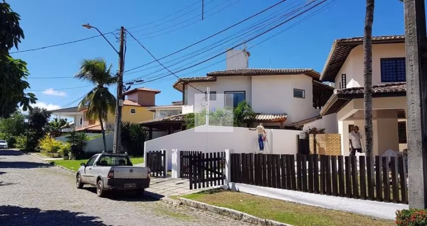 Casa em Buraquinho  -  Lauro de Freitas