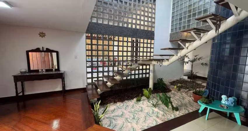 Casa 03 Dorm. em Alameda Fechada Vilas do Atlântico