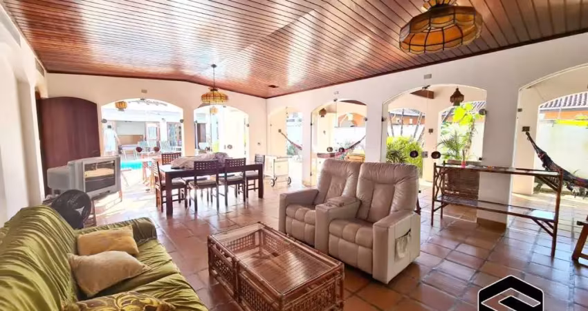 Casa com 3 quartos à venda na Avenida Assis Chateaubriand, Enseada, Guarujá