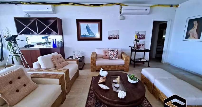 AMPLO APARTAMENTO, PÉ NA AREIA!