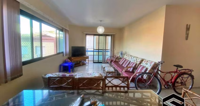 04 SUÍTES, 153M² À 02 QUADRAS DA PRAIA!