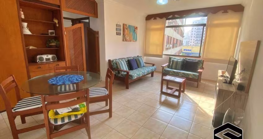 AMPLO APARTAMENTO COM 02 VAGAS DE GARAGEM À 200 DO MAR!