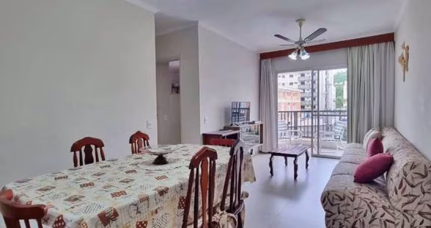 LINDO APARTAMENTO! REFORMADO 200M DA PRAIA!