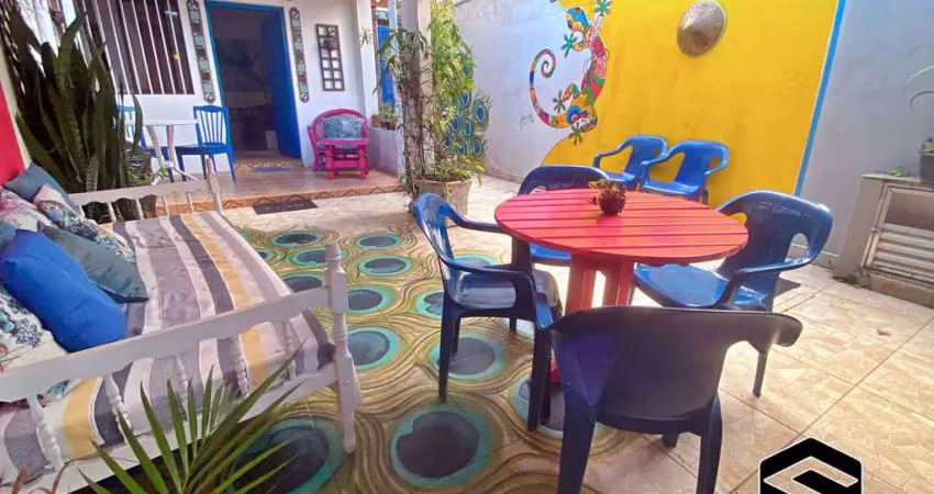 Oportunidade para investimento! 07 dormitórios à 50m do mar!