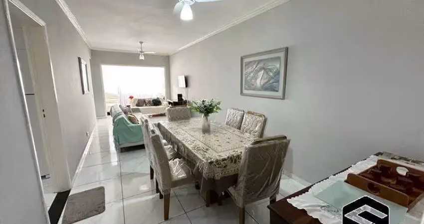 Oportunidade! 02 dormitórios, reformado, em excelente localização!