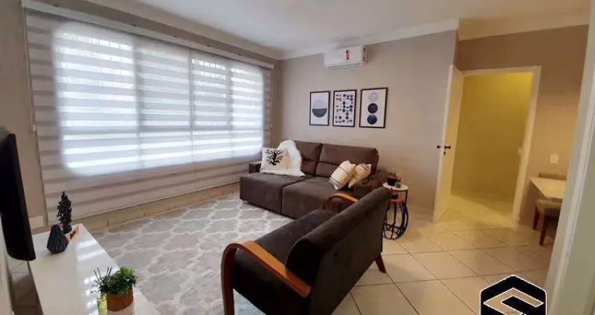 Lindo apto. com 85m², apenas 50mts do mar,  em ótima localização na enseada