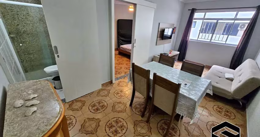 Oportunidade única! amplo apartamento, 01 suíte, a 150mts da praia!
