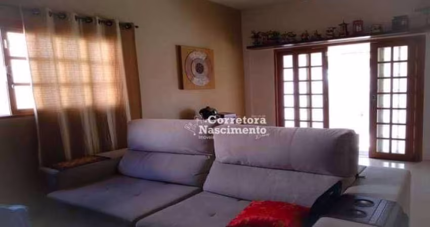 Casa com 4 dormitórios à venda, 201 m² por R$ 460.000,00 - Jardim Califórnia - Jacareí/SP
