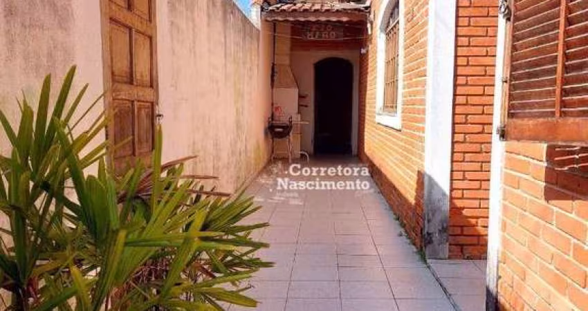 Casa com 2 dormitórios à venda, 225 m² por R$ 750.000,00 - Jardim Santa Maria - Jacareí/SP