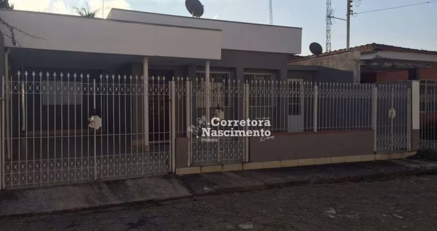 Casa com 3 dormitórios à venda, 200 m² por R$ 585.000,00 - Jardim Siesta - Jacareí/SP