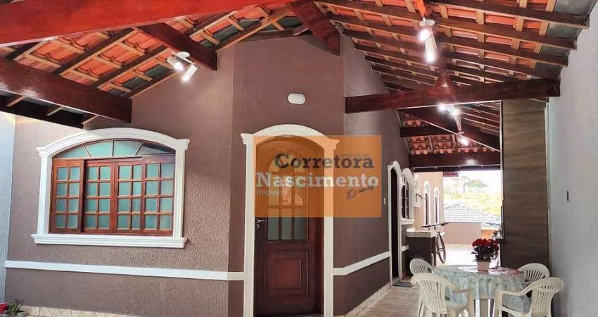 Casa com 3 dormitórios à venda, 130 m² por R$ 650.000,00 - Villa Branca - Jacareí/SP
