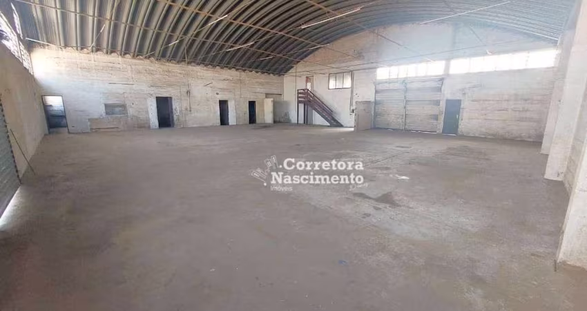 Galpão para alugar, 580 m² por R$ 8.592,85/mês - Jardim das Indústrias - Jacareí/SP