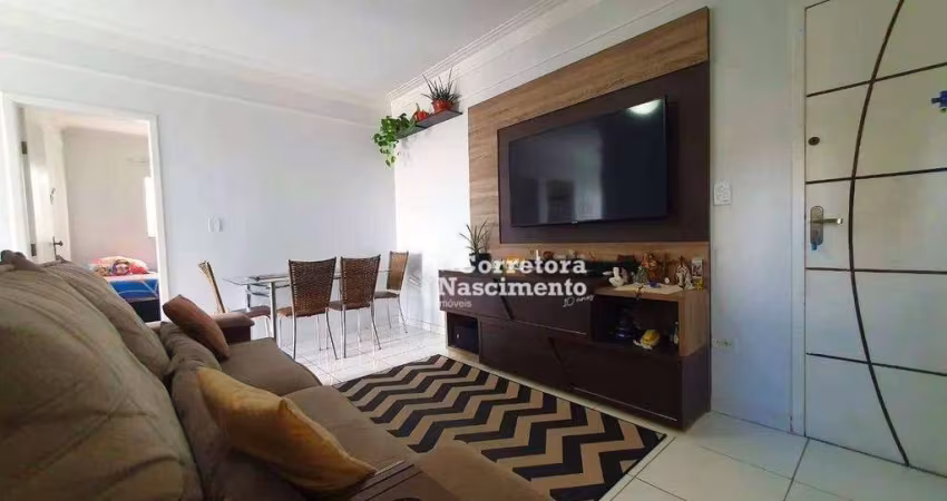 Apartamento com 2 dormitórios à venda, 67 m² por R$ 300.000,00 - Centro - Jacareí/SP
