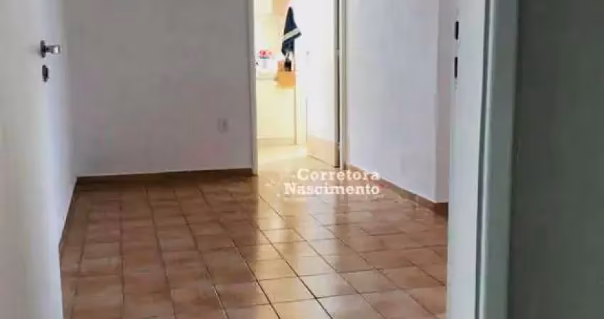 Apartamento com 2 dormitórios à venda, 83 m² por R$ 200.000 - Parque Santo Antônio - Jacareí/SP