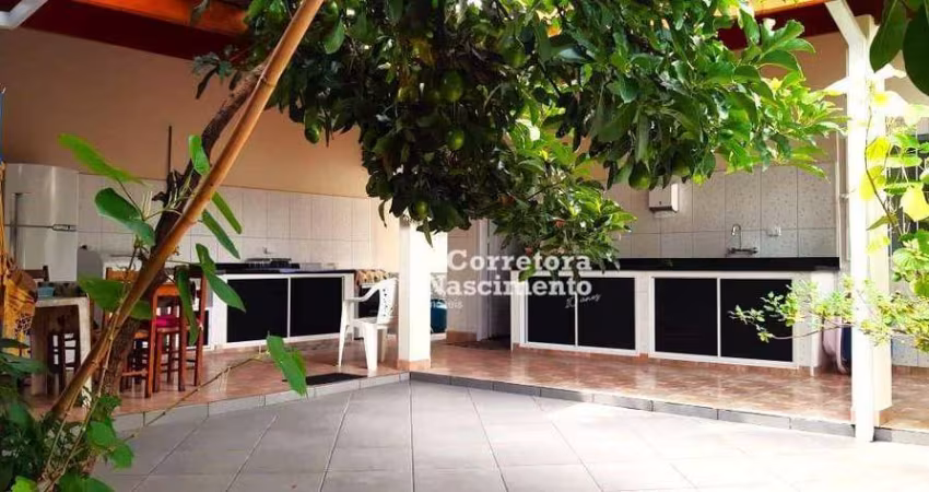 Casa com 3 dormitórios à venda por R$ 480.000 - Centro - Jacareí/SP