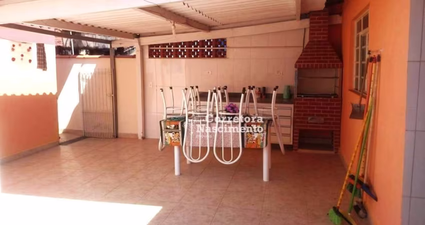 Casa com 2 dormitórios à venda, 140 m² por R$ 380.000 - Jardim Jacinto - Jacareí/SP