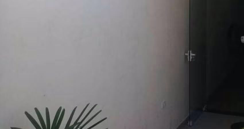 Casa com 3 dormitórios à venda, 75 m² por R$ 320.000,00 - Parque Califórnia - Jacareí/SP