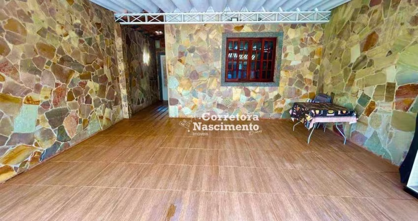 Casa com 3 dormitórios à venda, 134 m² por R$ 660.000 - Jardim América - São José dos Campos/SP