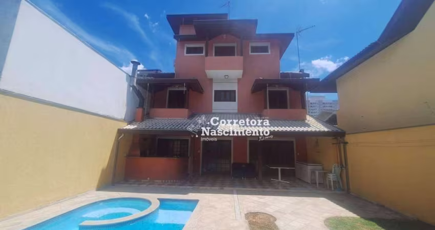 Casa com 3 dormitórios à venda, 203 m² por R$ 1.100.000 - Villa Branca - Jacareí/SP