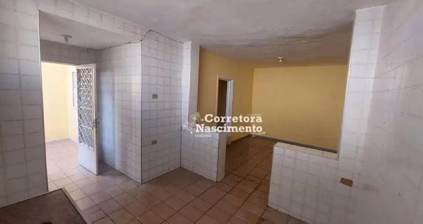 Casa com 1 dormitório para alugar, 57 m² por R$ 1.161,86/mês - Parque Itamarati - Jacareí/SP