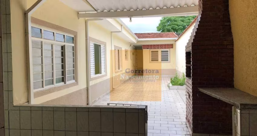 Casa com 3 dormitórios, 225 m² - venda por R$ 850.000,00 ou aluguel por R$ 3.566,67/mês - Jardim Santa Maria - Jacareí/SP