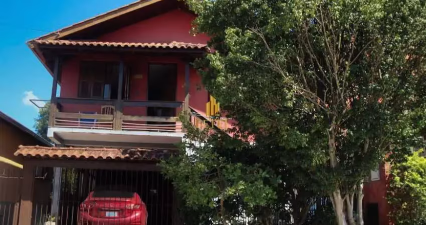 Casa à venda no bairro Desvio Rizzo - Caxias do Sul/RS