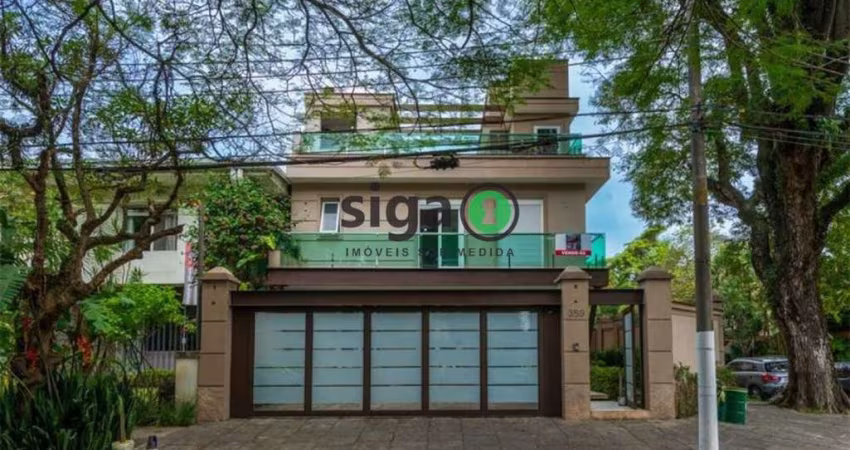 Linda casa nos Jardins à venda de 724m2 área construída, 4 suítes 3 vagas de garagem